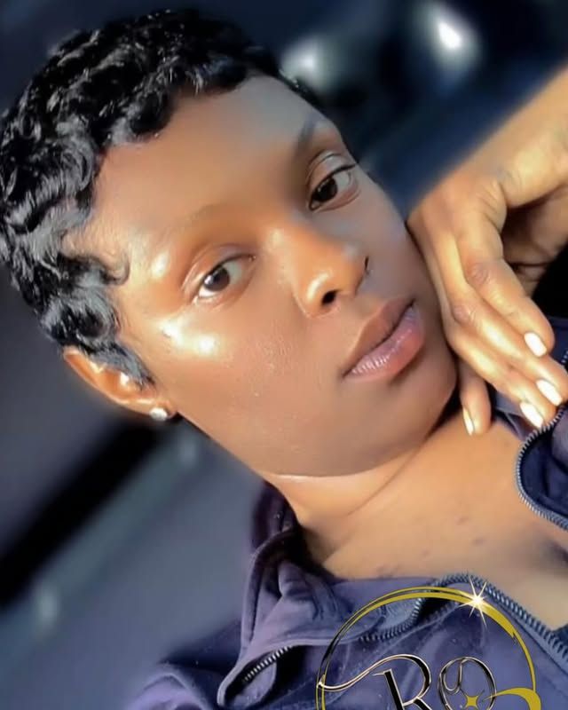 Soft textured pixie, client selfie